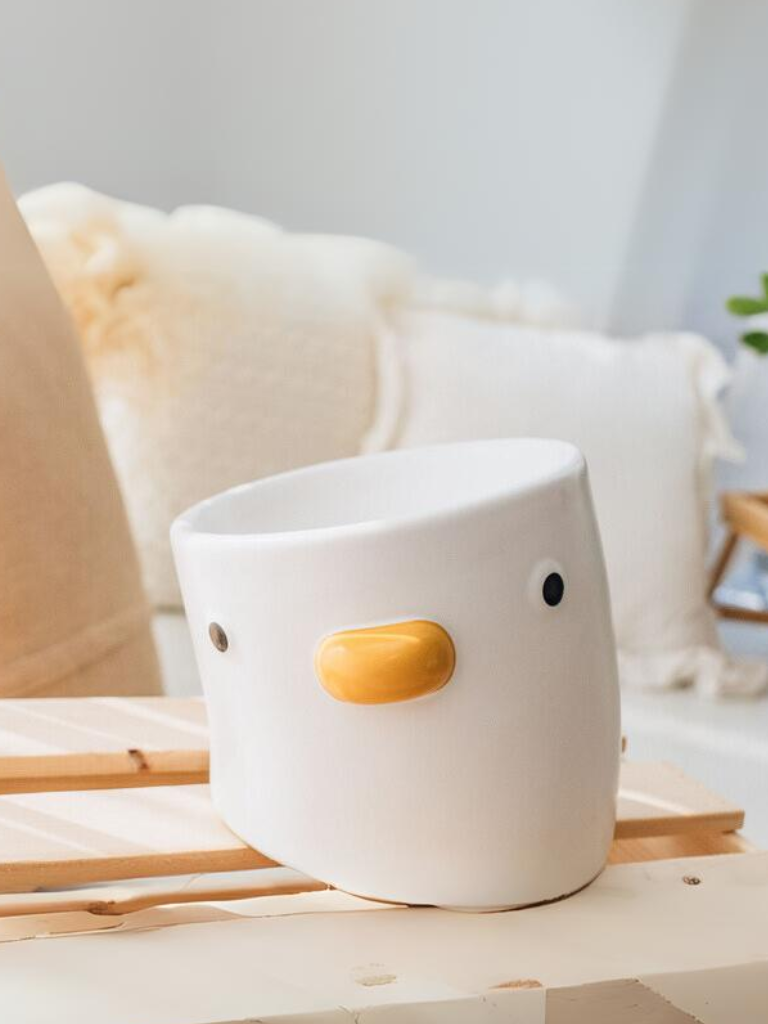 Duck-Shaped Food &amp; Water Bowl – Cute, Practical, and Stylish