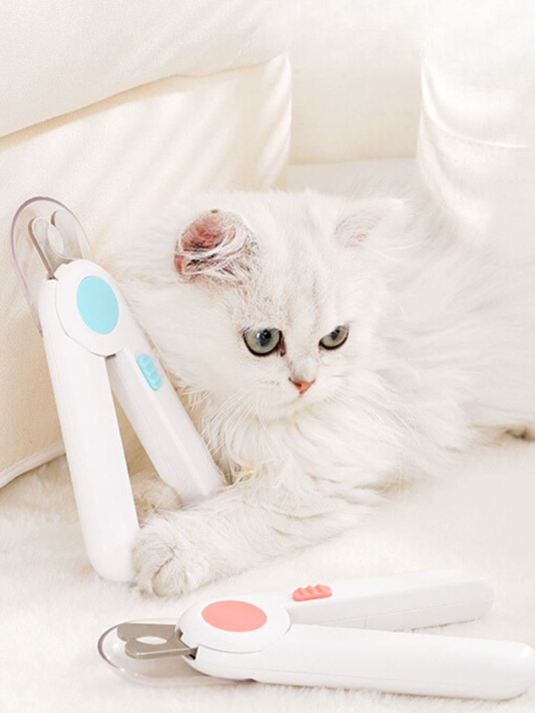 TwinkleTrim | Glowing pet nail clipper