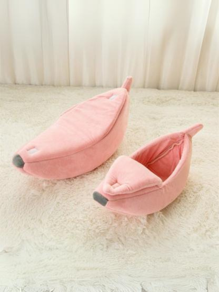 Banana Cat Bed – Cozy