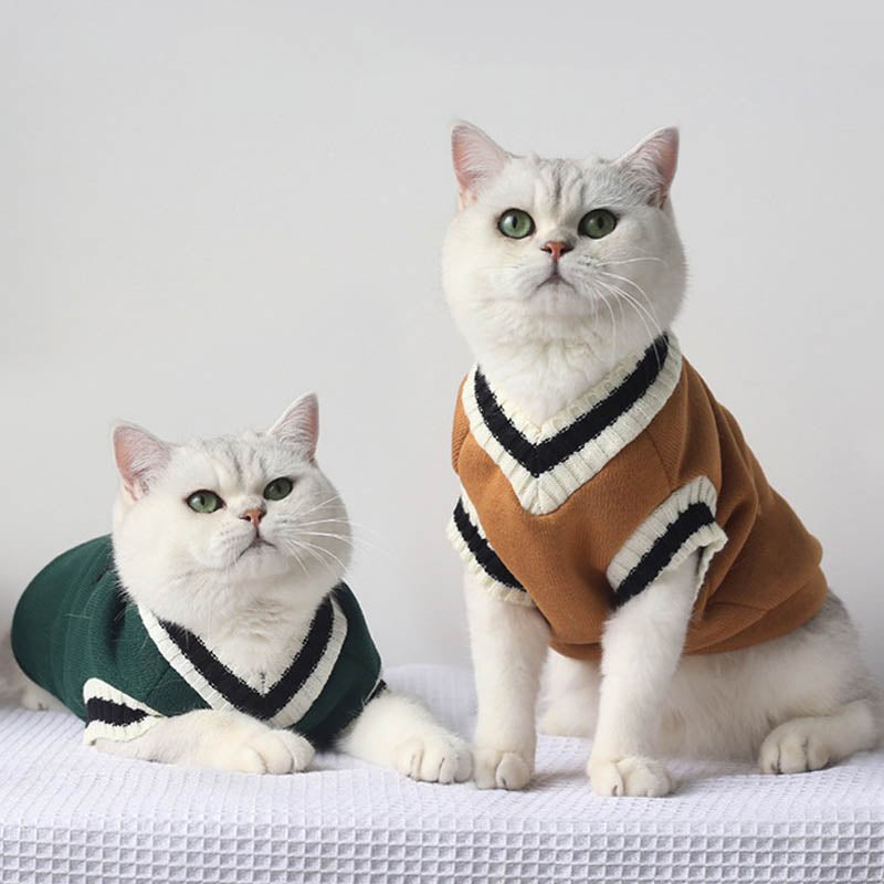 Cat Dog Sweater Pullover Winter Pet Clothes - Cozy Feline Fashion