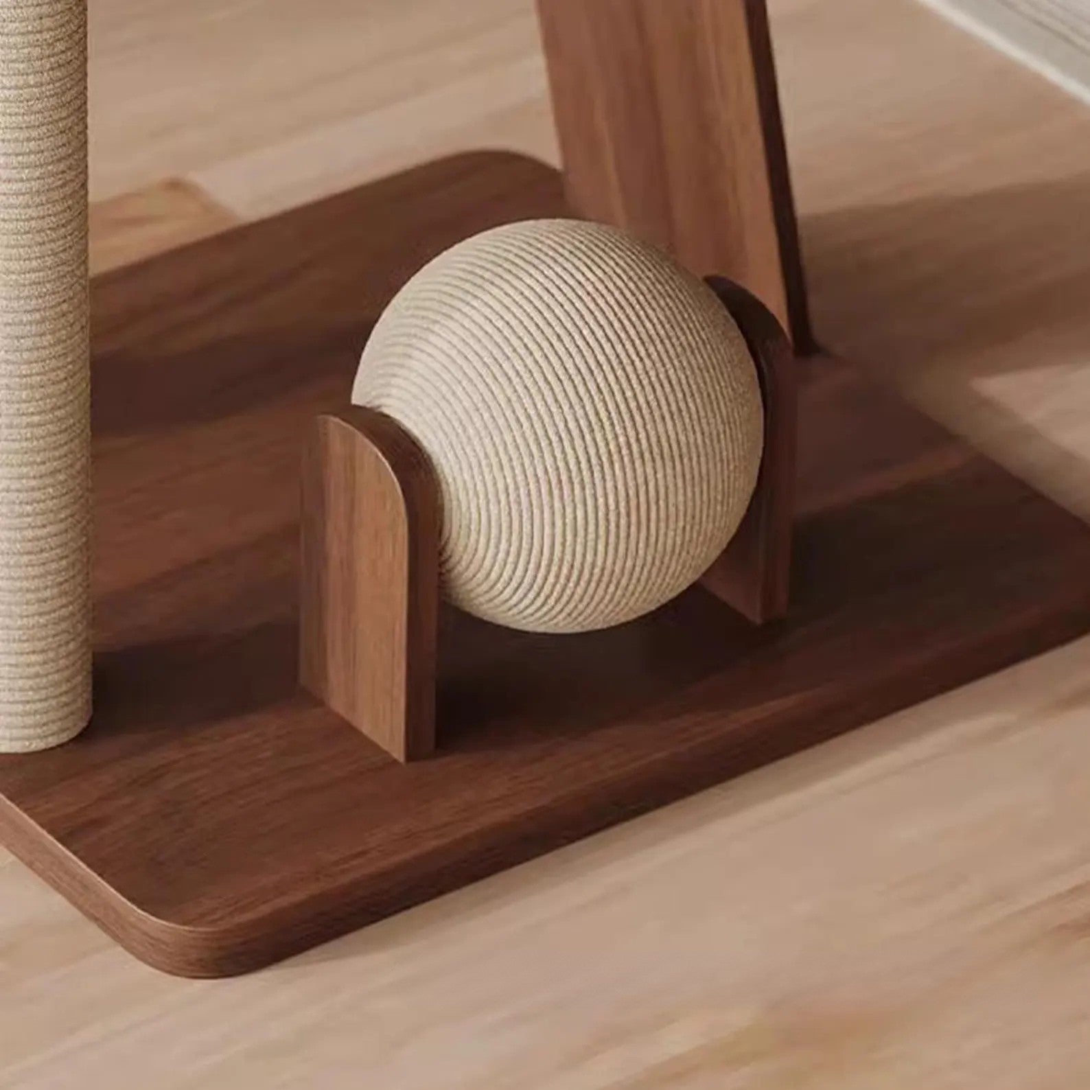 Archer – The Elevated Cat Playground